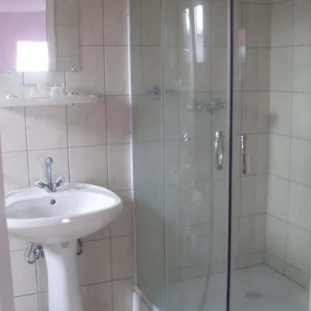 Hostel Botax