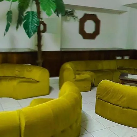 Hostel Botax *